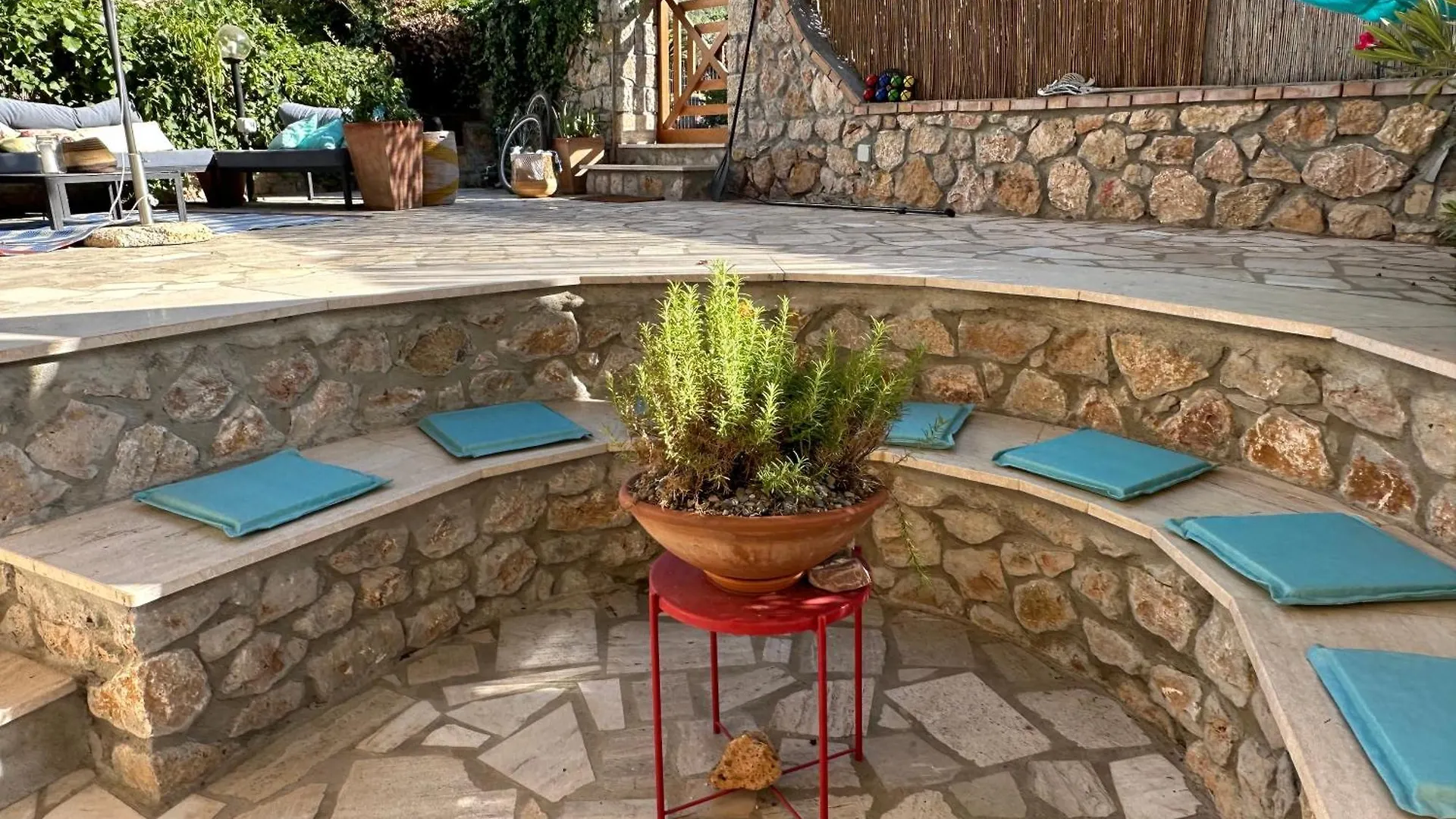 Villa Beach Front Villa-Families & Pet Friendly Porto Santo Stefano